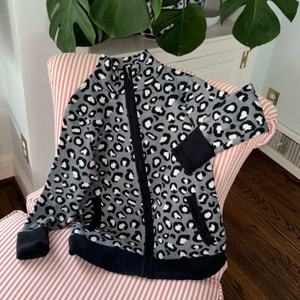 Cute Leopard Print Sweater